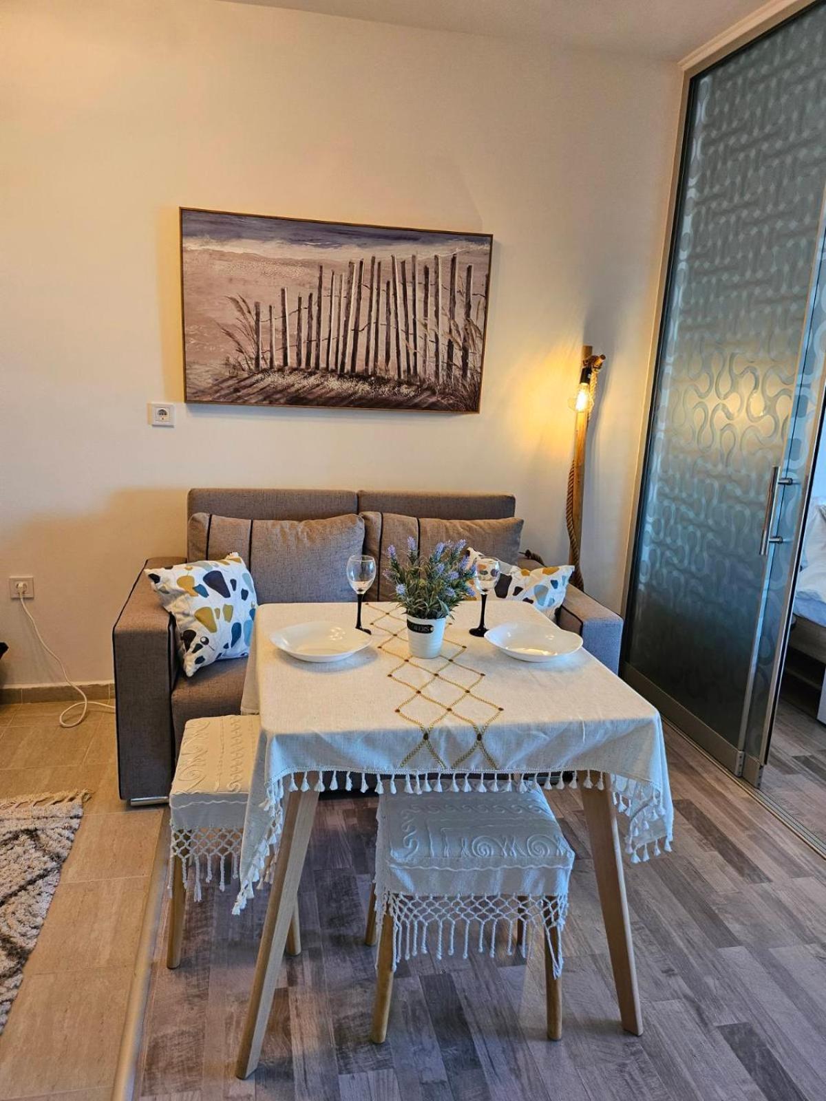 Larenta Sveti Vlas, Ulitsa Cherno 12 Apartment
