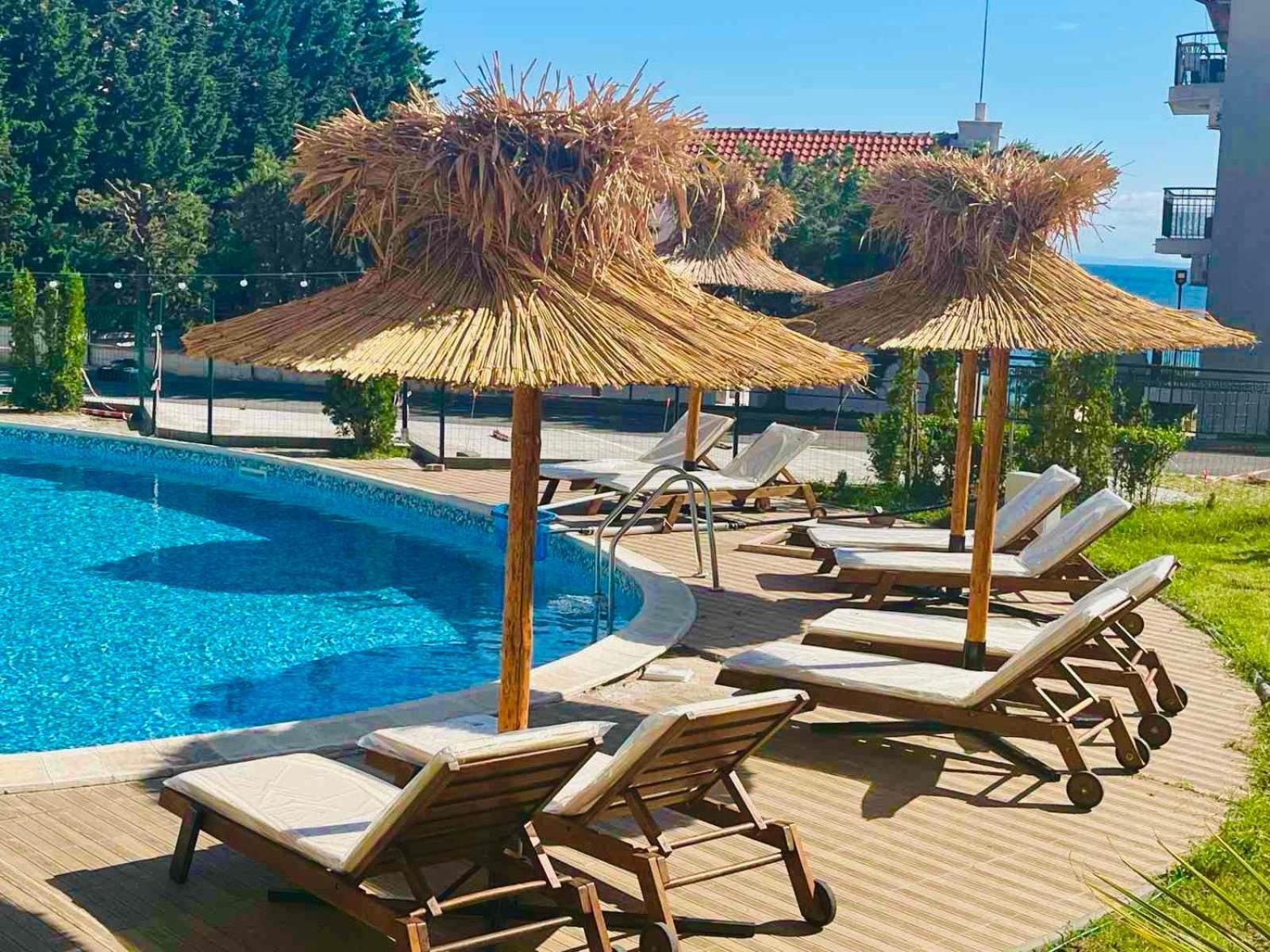 Larenta Sveti Vlas, Ulitsa Cherno 12